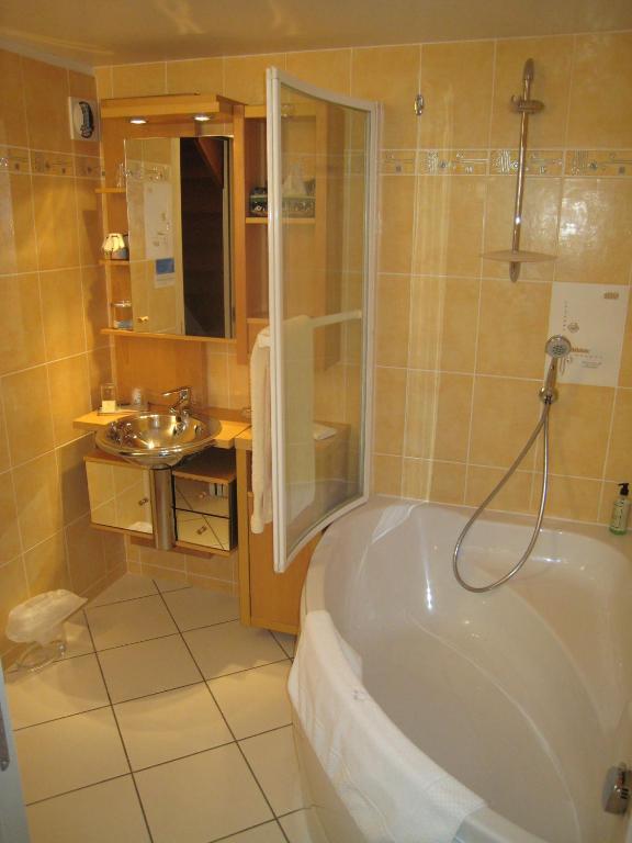 Hotel Le Manoir Aux Vaches Yvetot Exteriér fotografie